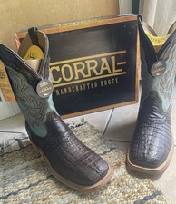 Stivali western in pelle di